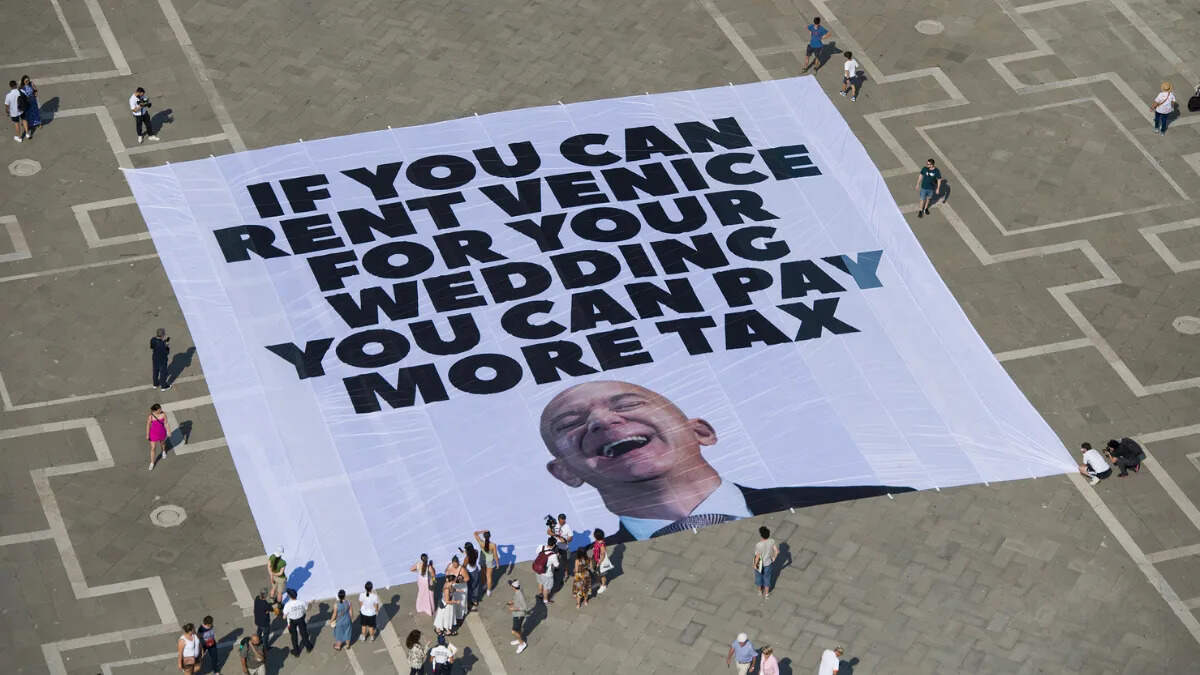 Jeff Bezos Greenpeace